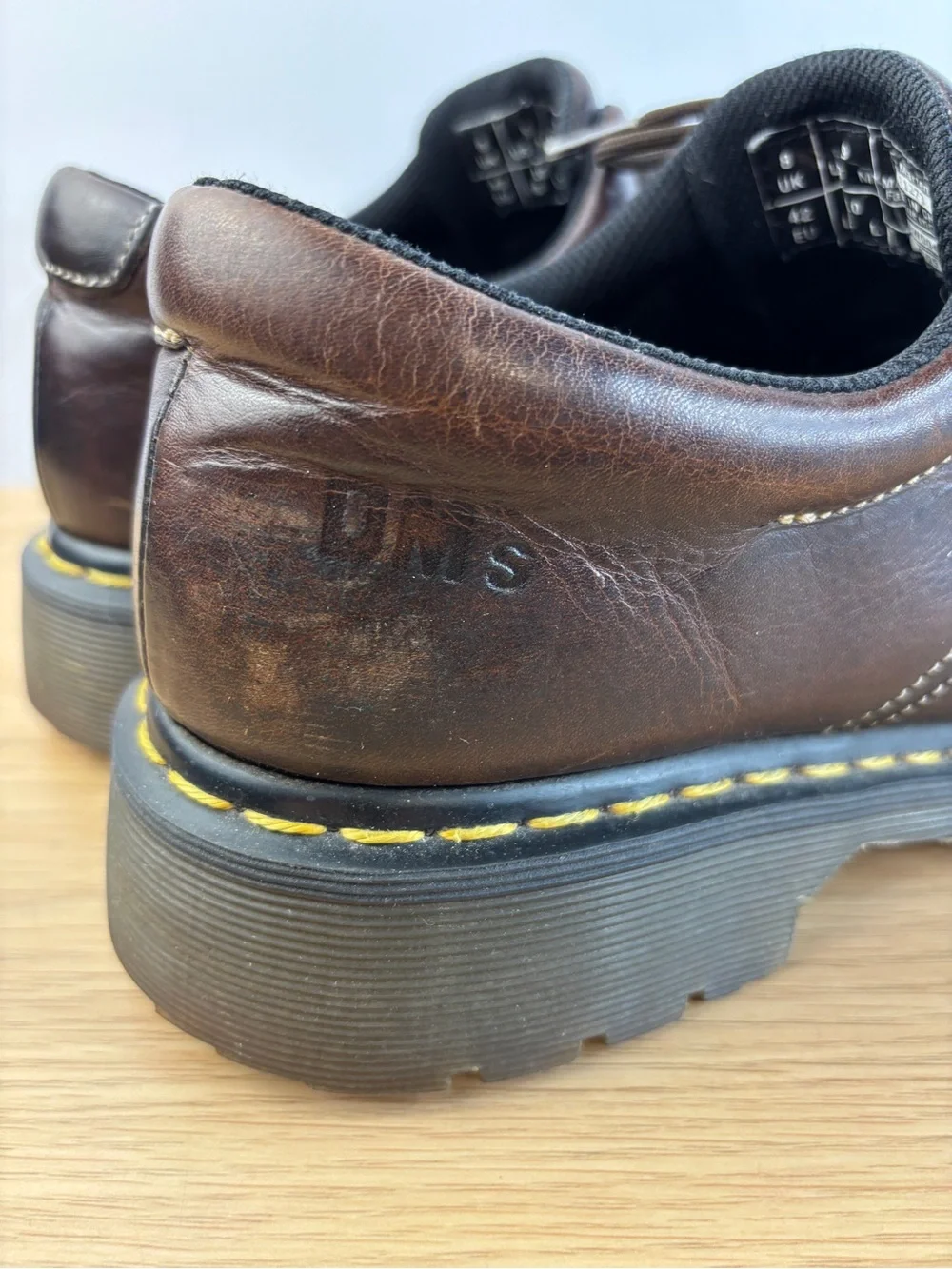 Y2K Vintage Dr. Martens Men’s 9 Woman’s 10 Brown Leather Lace-Up Oxford